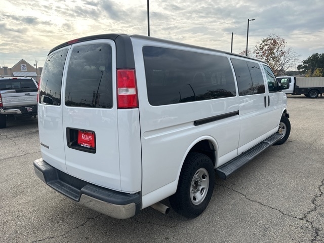 Chevrolet Express Passenger  2019