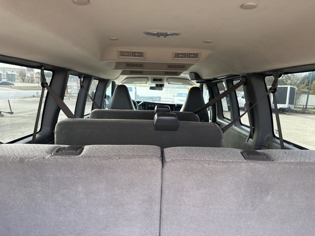 Chevrolet Express Passenger  2019