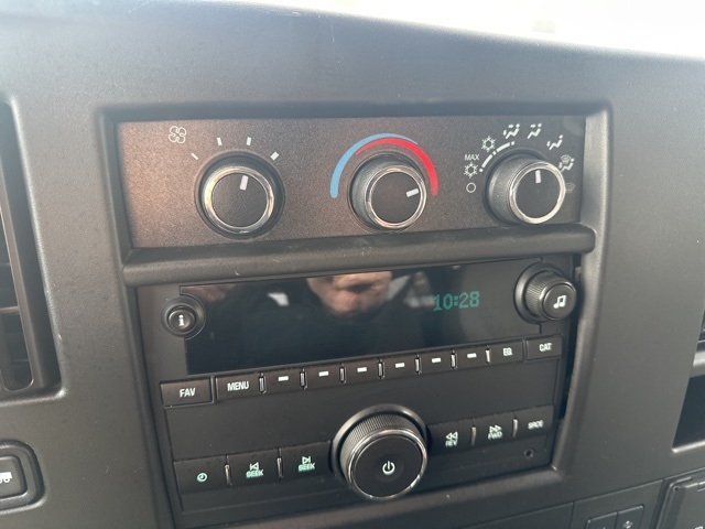 Chevrolet Express Passenger  2019