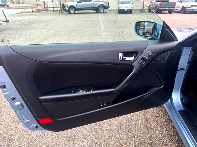 Hyundai Genesis Coupe  2011