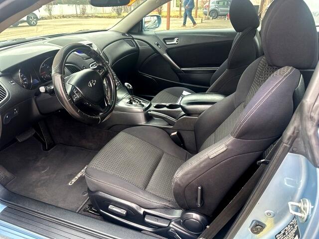 Hyundai Genesis Coupe  2011