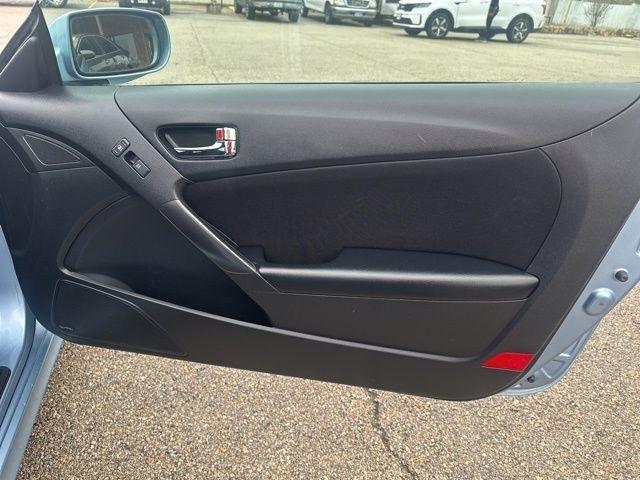 Hyundai Genesis Coupe  2011