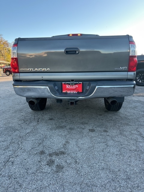 Toyota Tundra  2004