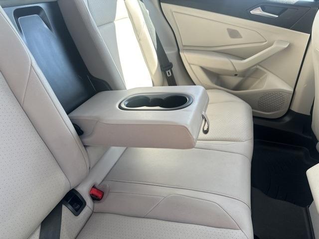 Volkswagen Jetta  2019