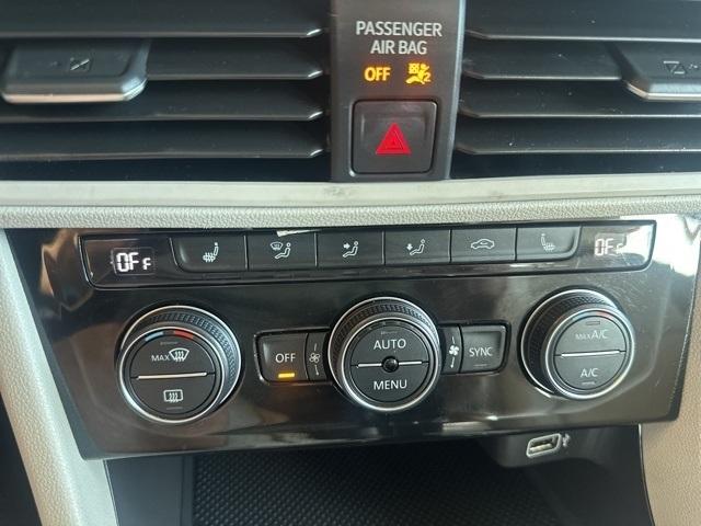 Volkswagen Jetta  2019