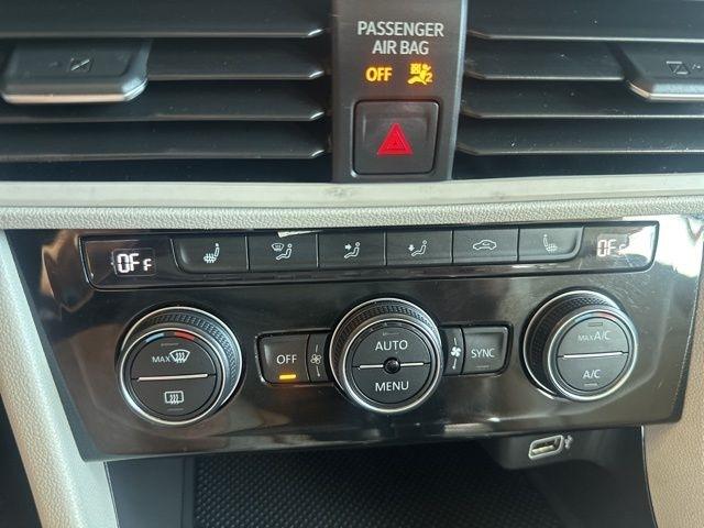 Volkswagen Jetta  2019