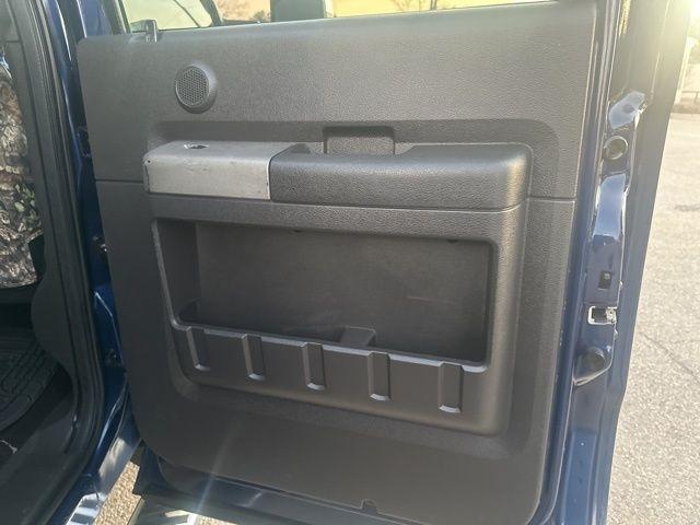 Ford Super Duty F-350 SRW  2011