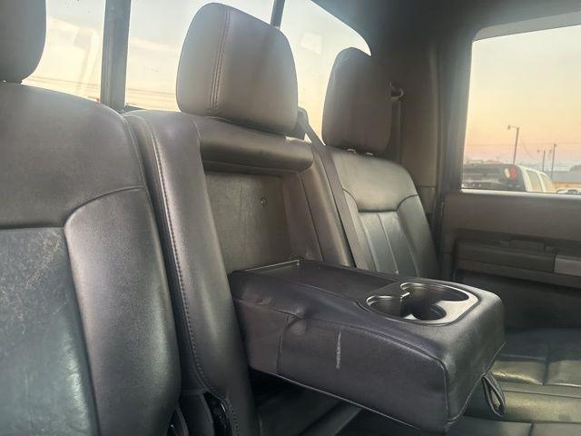 Ford Super Duty F-350 SRW  2011