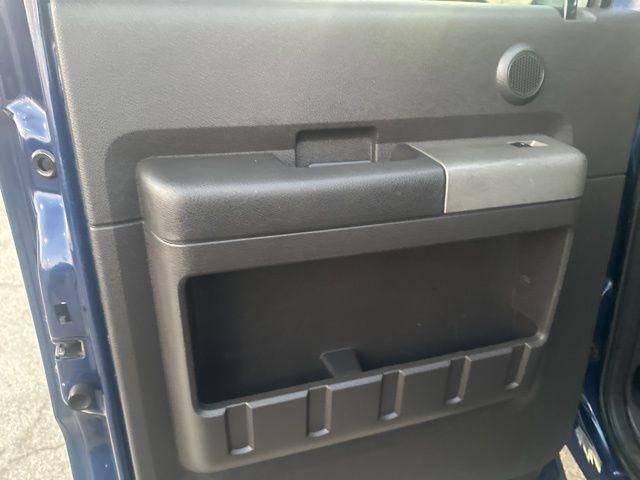 Ford Super Duty F-350 SRW  2011