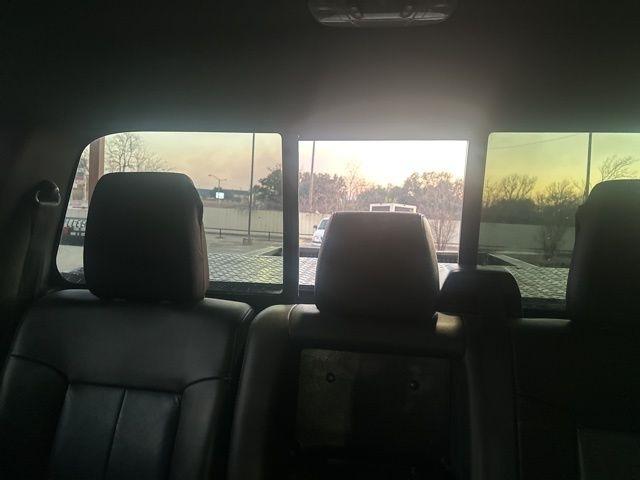 Ford Super Duty F-350 SRW  2011