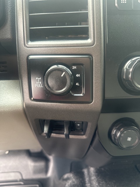 Ford Super Duty F-250 SRW  2022