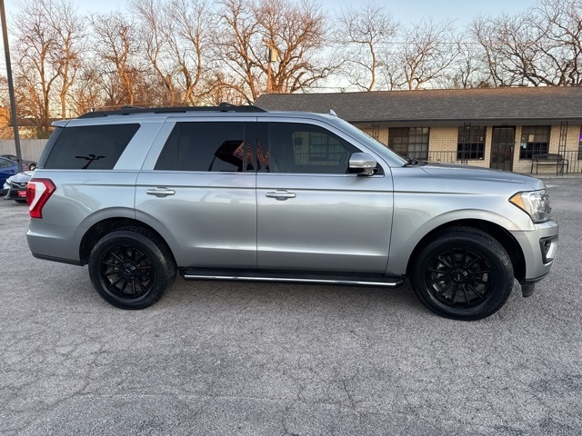 Ford Expedition  2020