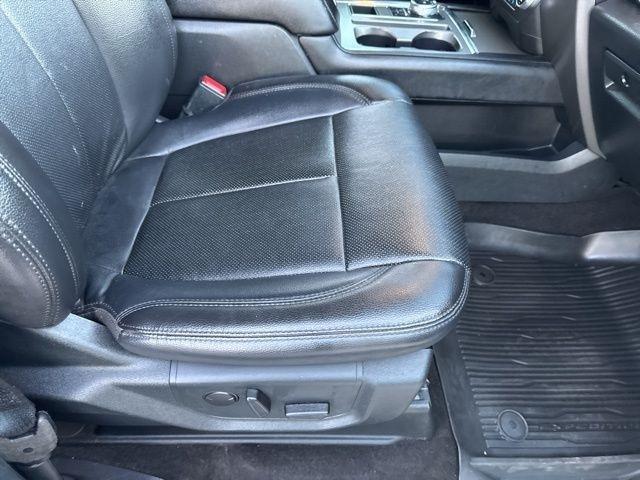 Ford Expedition  2020