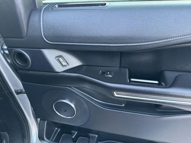 Ford Expedition  2020