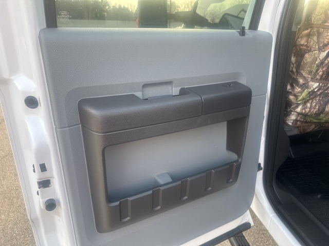 Ford Super Duty F-350 DRW  2014