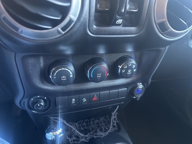 Jeep Wrangler Unlimited  2016