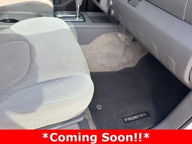 Nissan Frontier  2012