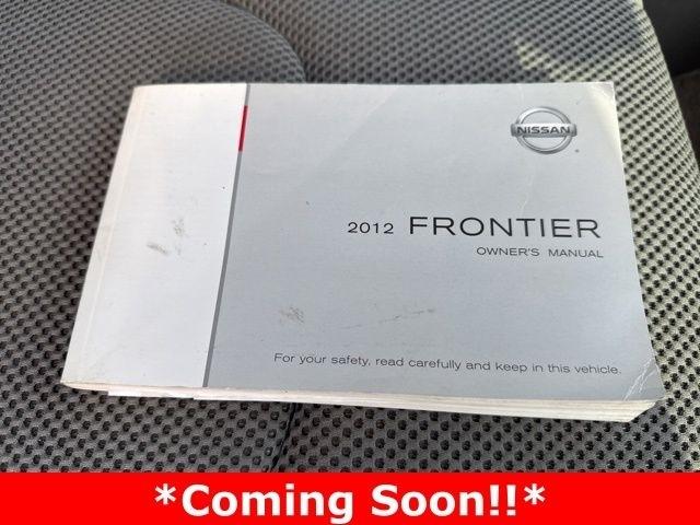 Nissan Frontier  2012