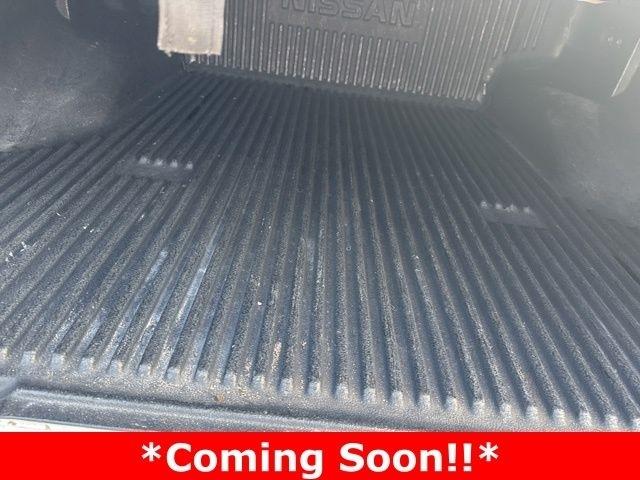 Nissan Frontier  2012