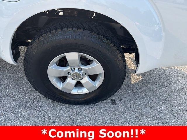 Nissan Frontier  2012