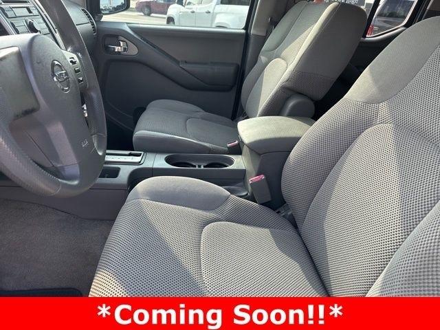 Nissan Frontier  2012