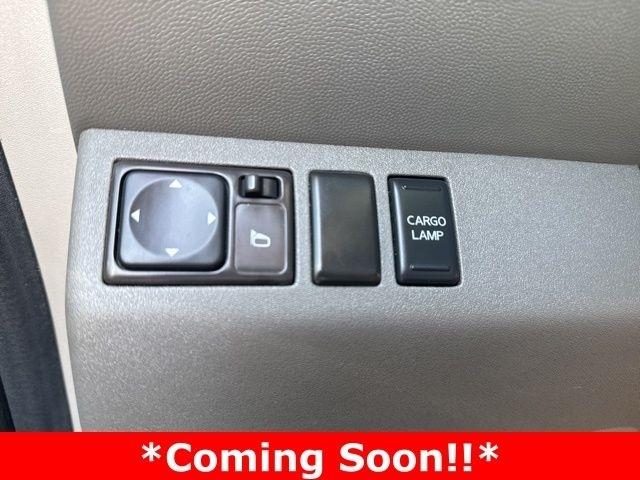 Nissan Frontier  2012