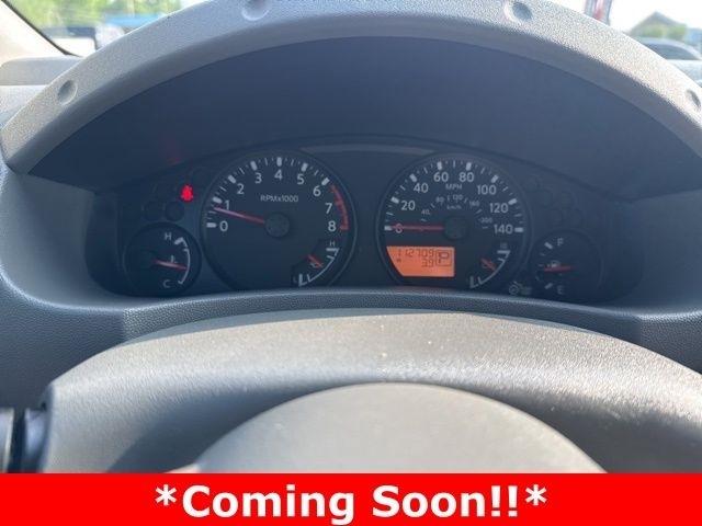 Nissan Frontier  2012