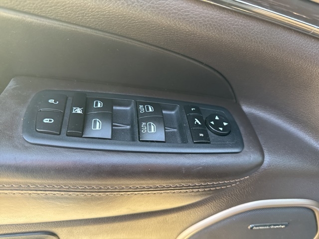 Jeep Grand Cherokee  2016