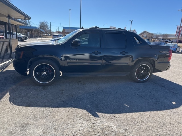 2011 Chevrolet Avalanche LT