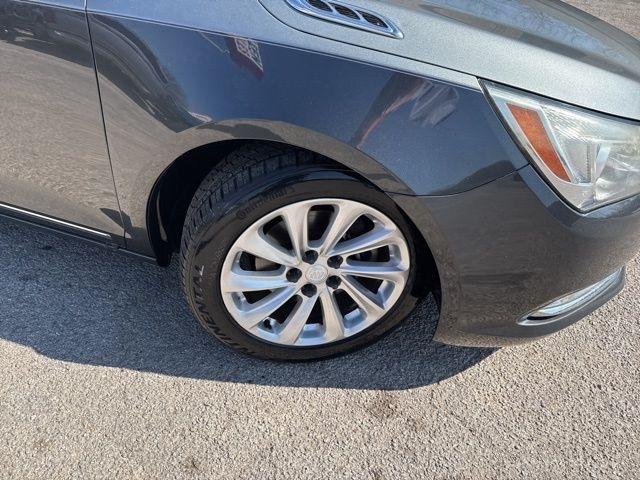 Buick LaCrosse  2016