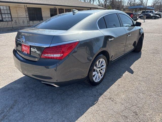 Buick LaCrosse  2016