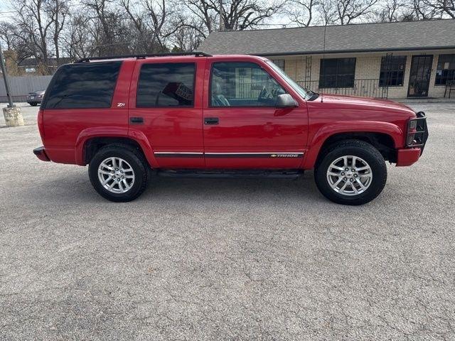 Chevrolet Tahoe  2000