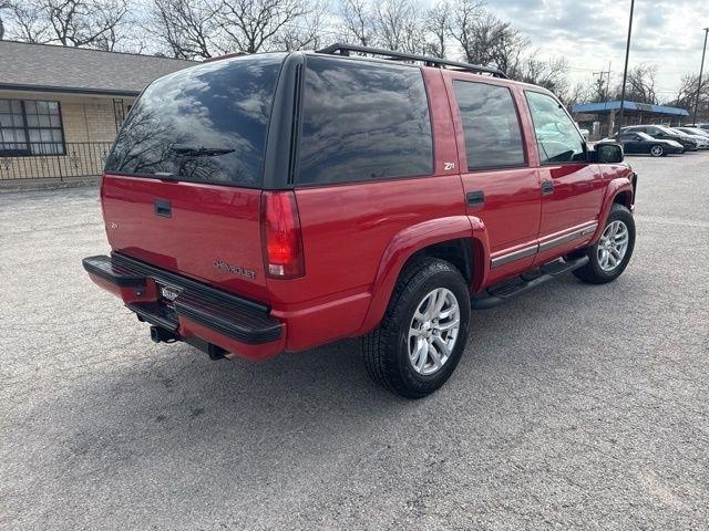 Chevrolet Tahoe  2000