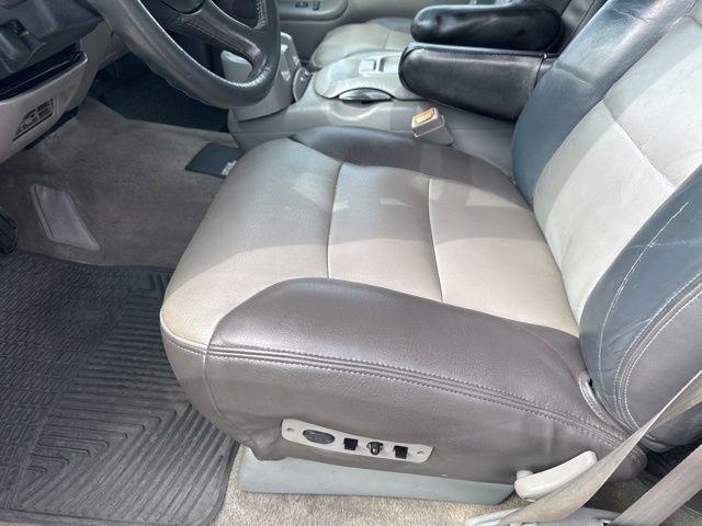 Chevrolet Tahoe  2000