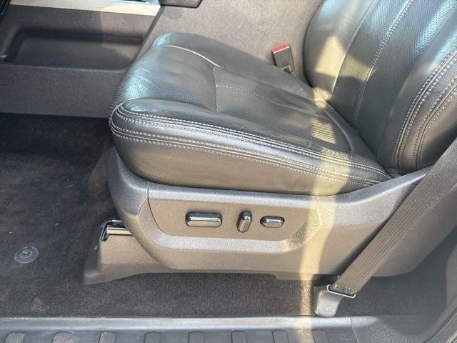 Ford Super Duty F-250 SRW  2013