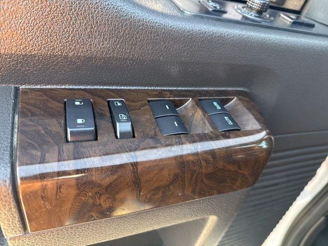 Ford Super Duty F-250 SRW  2013