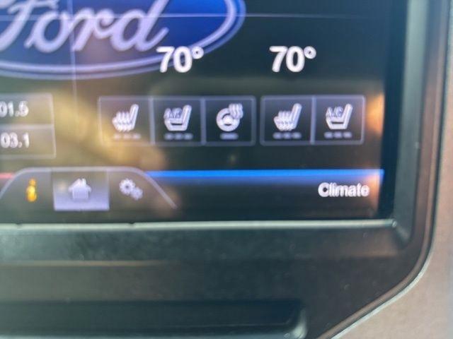 Ford Super Duty F-250 SRW  2013