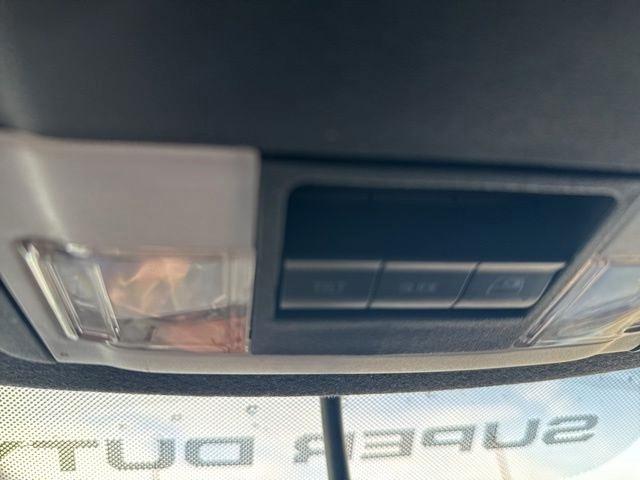 Ford Super Duty F-250 SRW  2013