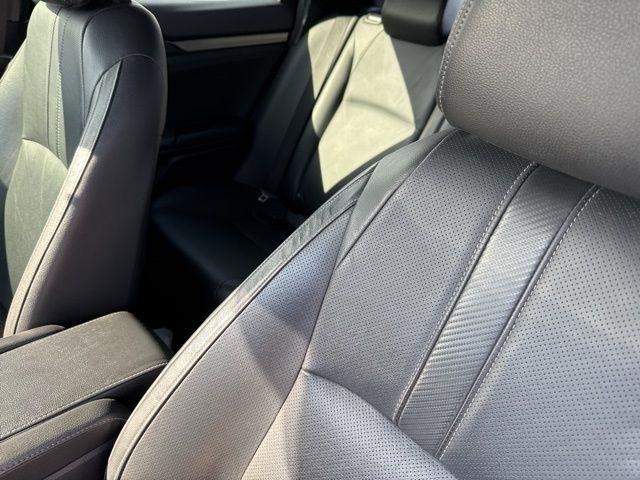 Honda Civic Hatchback  2019