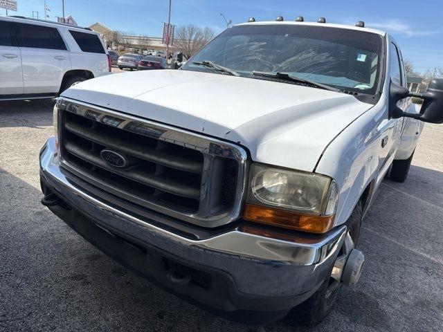 Ford Super Duty F-350 DRW  2000
