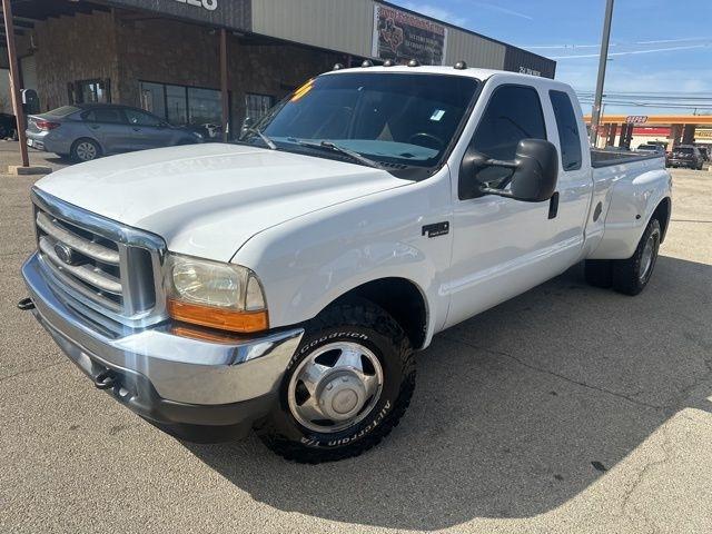 Ford Super Duty F-350 DRW  2000