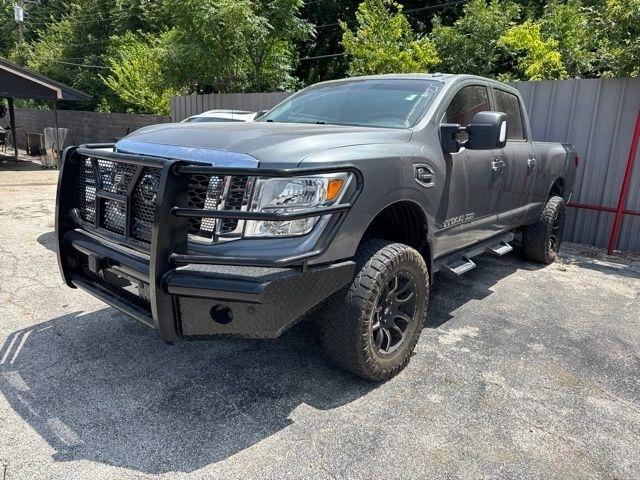 Nissan Titan XD  2018