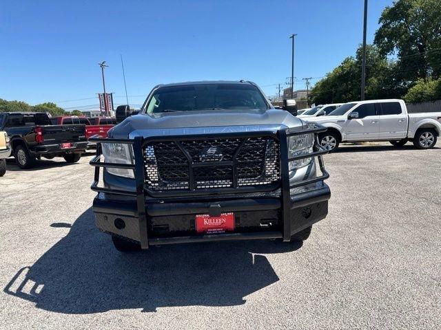 Nissan Titan XD  2018