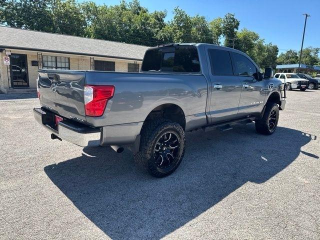 Nissan Titan XD  2018