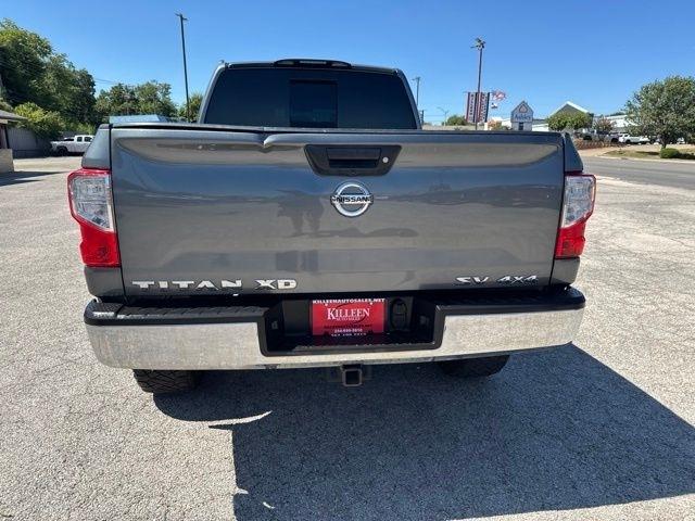 Nissan Titan XD  2018