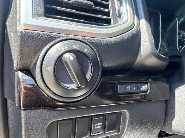 Nissan Titan XD  2018