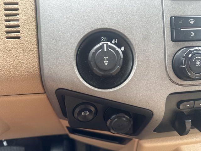 Ford Super Duty F-250 SRW  2016