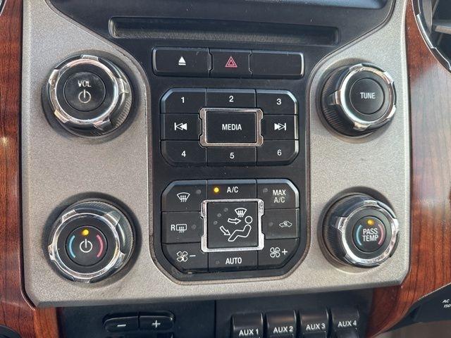 Ford Super Duty F-350 SRW  2015