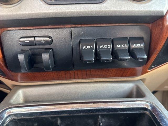 Ford Super Duty F-350 SRW  2015