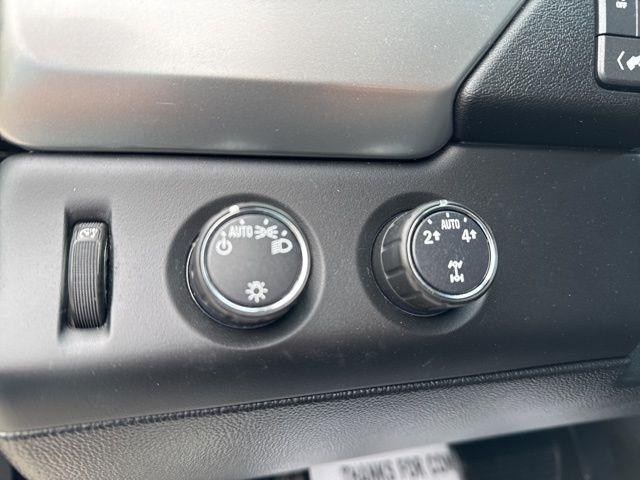 Chevrolet Tahoe  2015